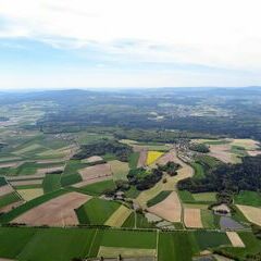 Flugwegposition um 12:41:31: Aufgenommen in der Nähe von Tirschenreuth, Deutschland in 1239 Meter